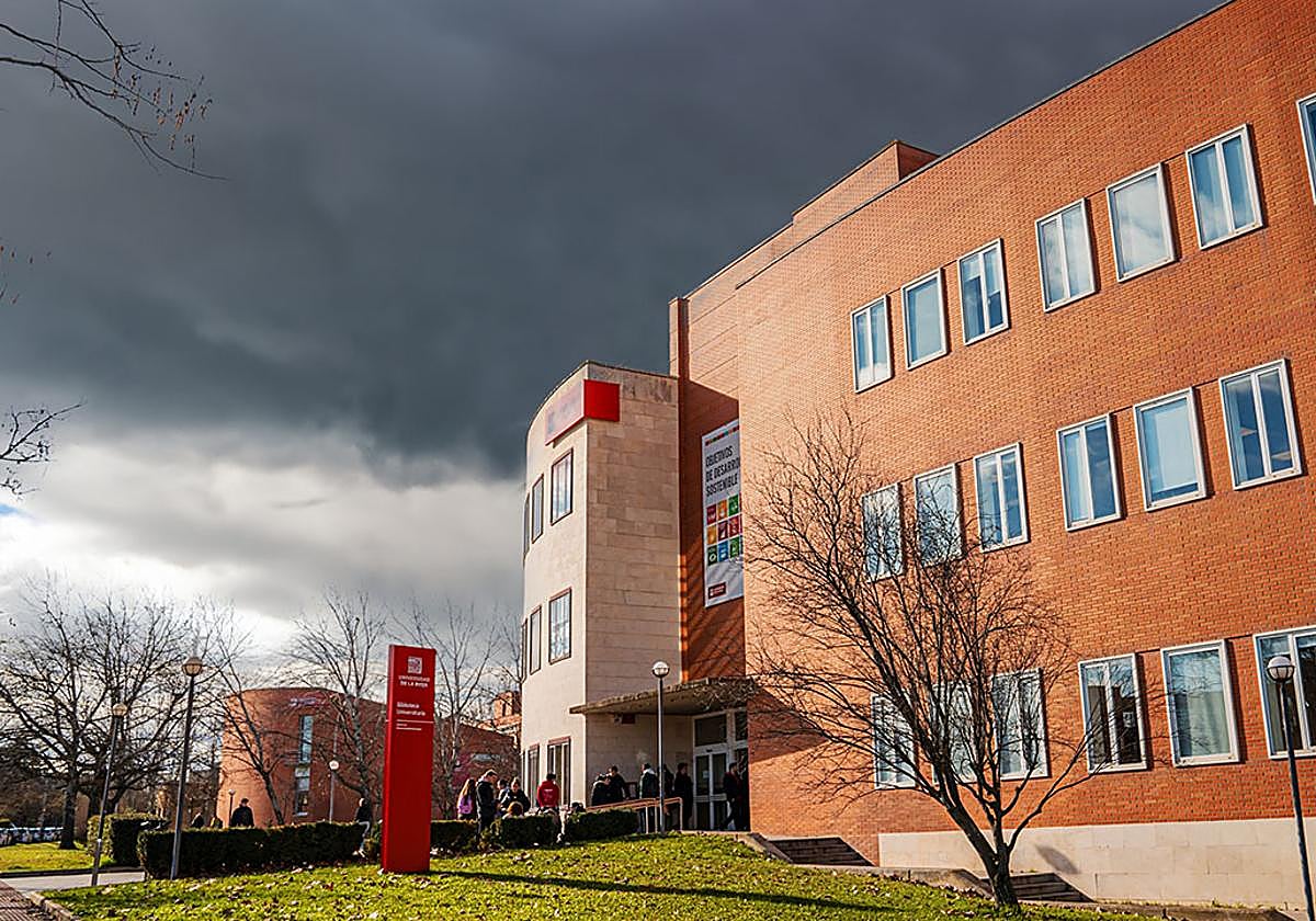Un escape room con el Grupo de Teatro Crítico Universal (TECU) conmemora el Día de las Bibliotecas en la UR