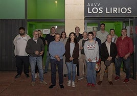 Asistentes a la asamblea abierta celebrada el pasado martes por la asociación vecinal de Los Lirios.