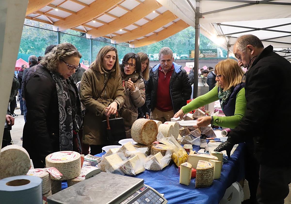 El público podrá, como en ediciones anteriores, probar y adquirir quesos artesanos de todo el país.