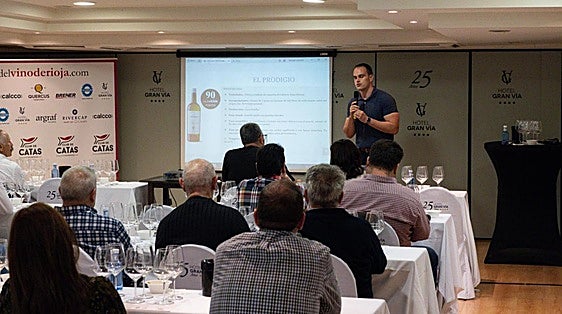 Viticultores de Lapuebla, en el club de catas