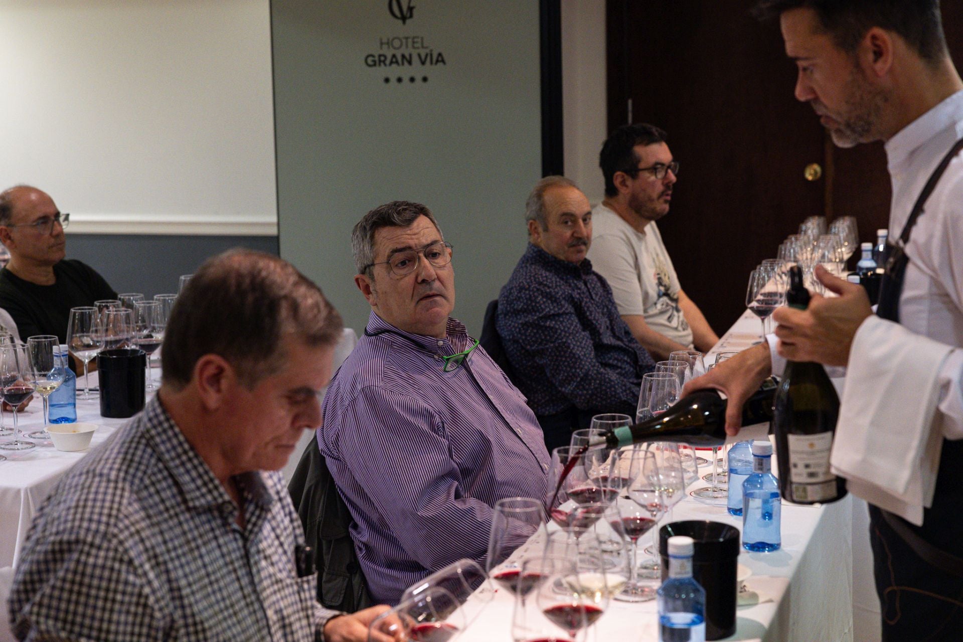 Las imágenes de la cata de Viticultores de Lapuebla