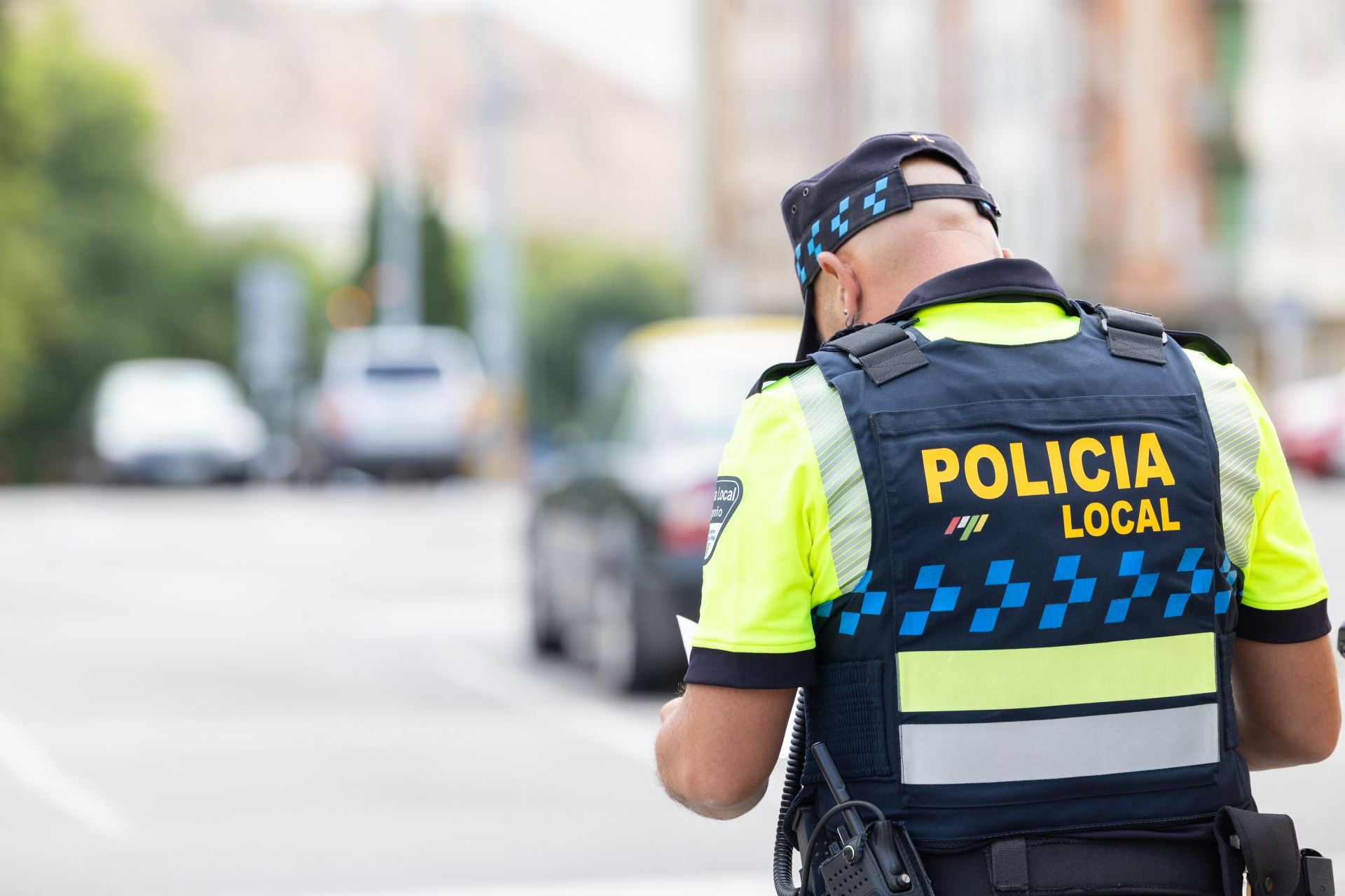 Un agente de la Policía Local de Logroño, en una imagen de archivo.