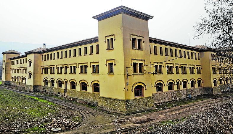 Vista del seminario en la actualidad, sin uso.