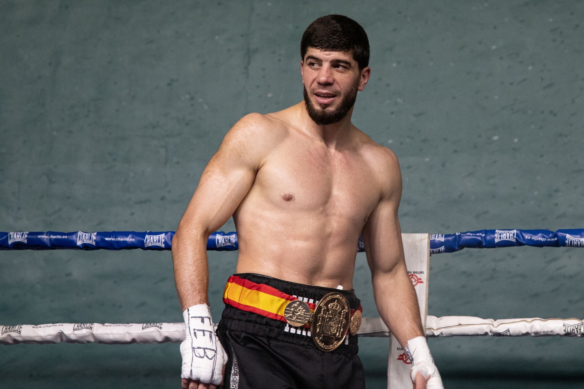 Las imágenes del combate de Gazi Kalidov