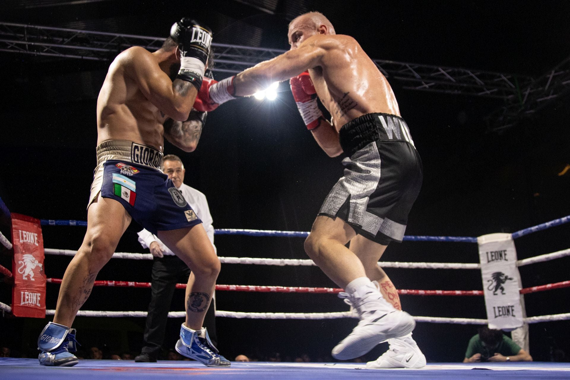 Las imágenes del combate de Gazi Kalidov