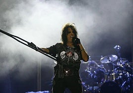 Alice Cooper, que fue el gran reclamo del Azkena en 2009, regresa a Vitoria en junio del próximo año.