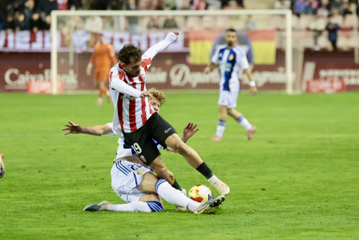 Las imágenes del encuentro UDL-Ponferradina