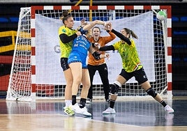 El Grafometal rindió a un buen nivel en defensa ante el Bera Bera pese a la derrota.