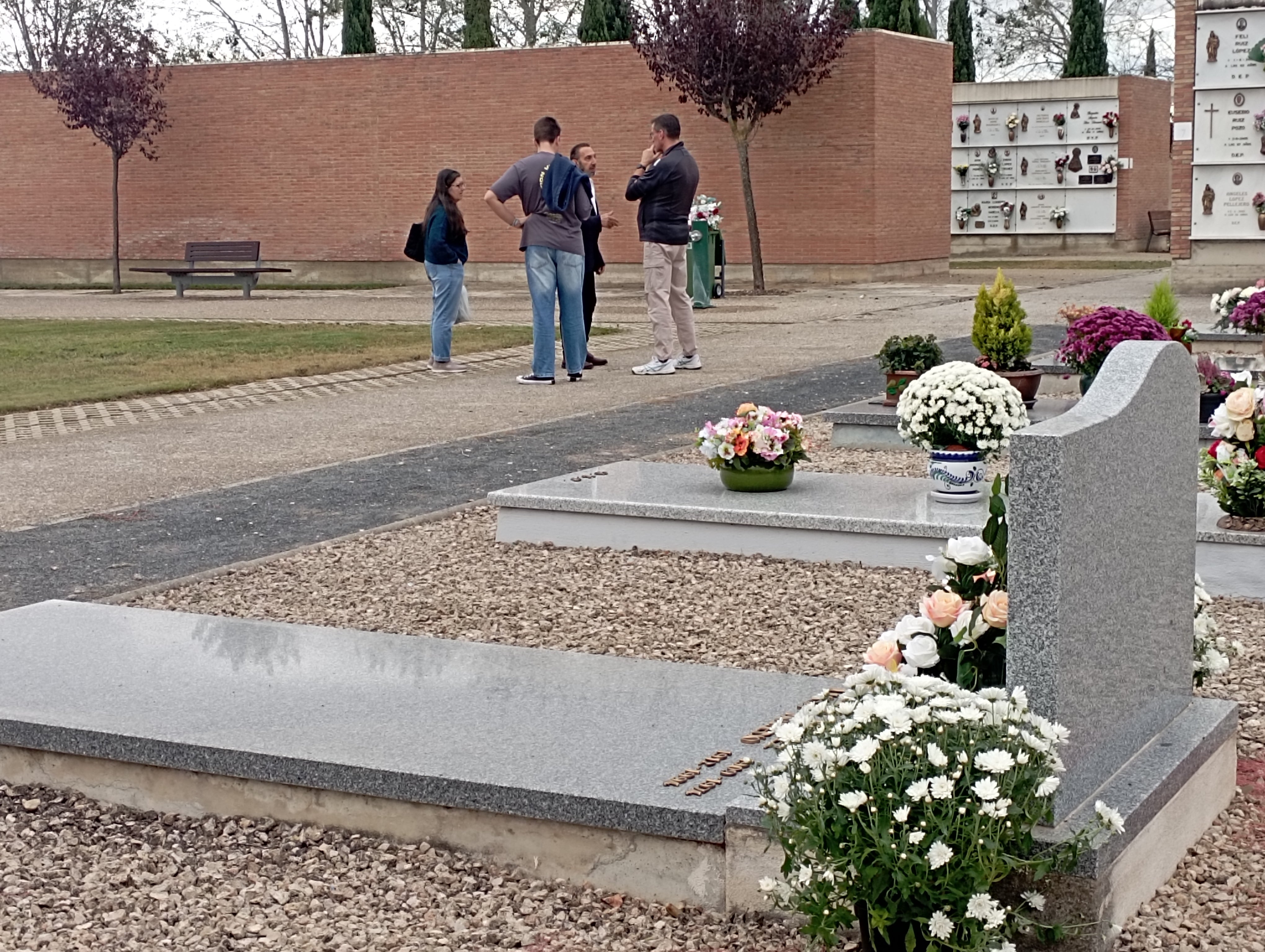 Los pueblos riojanos recuerdan a sus fallecidos