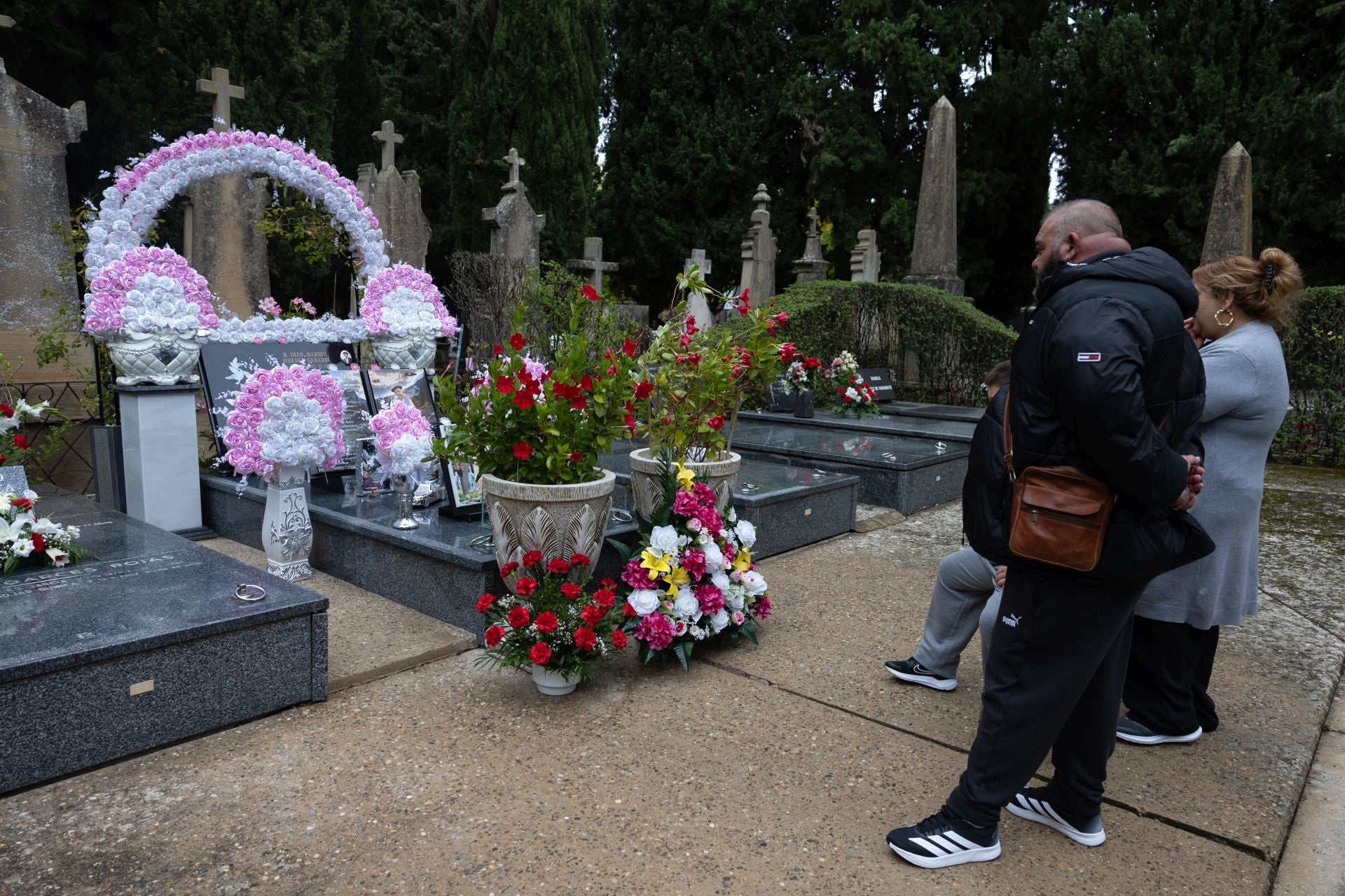 Logroño recuerda a sus fallecidos