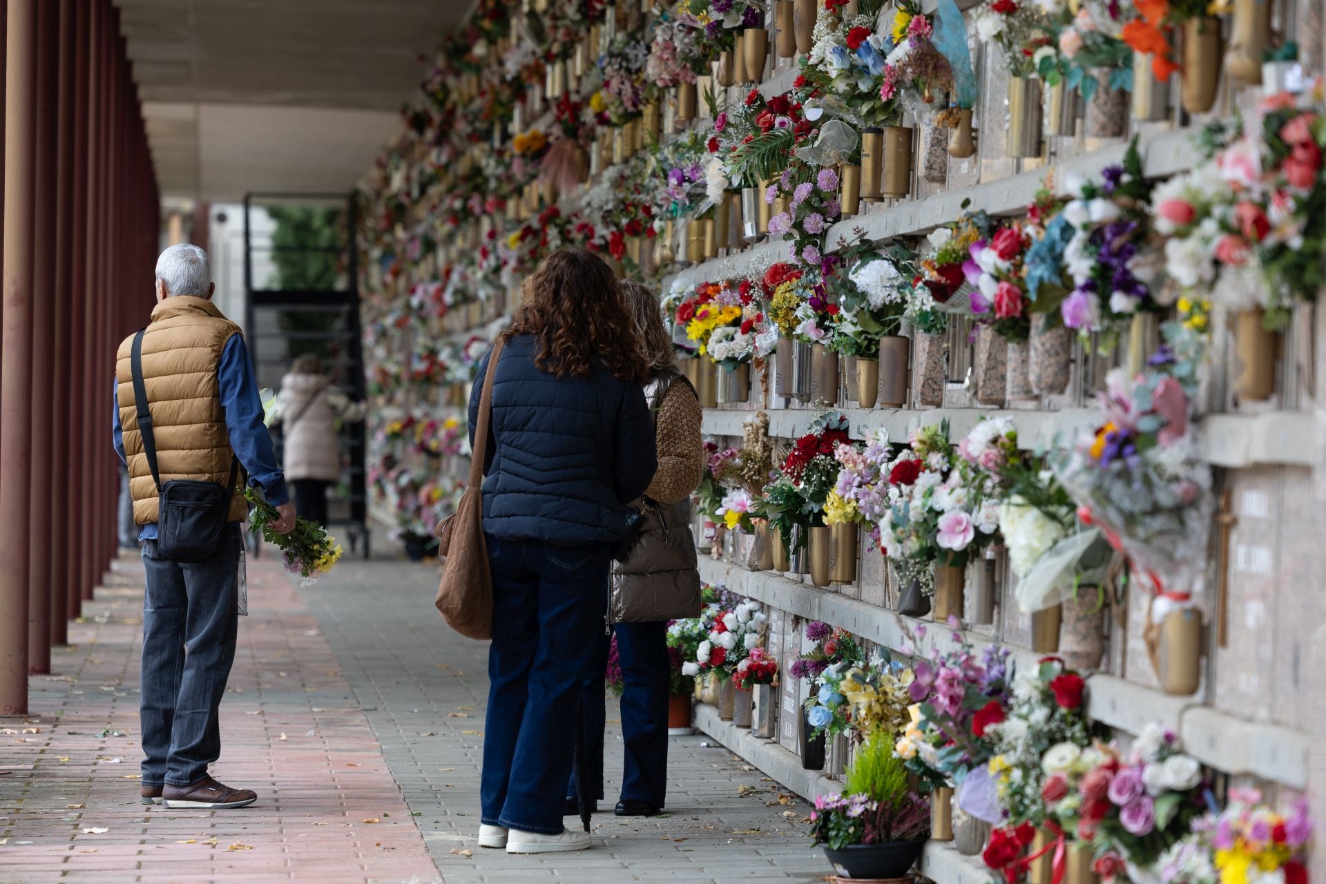 Logroño recuerda a sus fallecidos