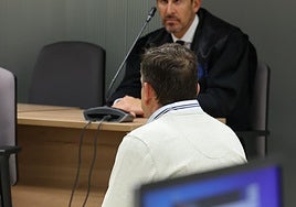 El único acusado del crimen de Los Lirios, antes de la lectura del veredicto.