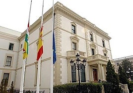 El Gobierno de La Rioja decide repetir el examen de las oposiciones tras el suspenso masivo