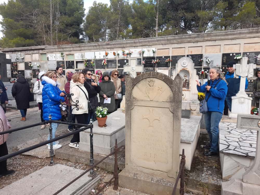 Visita al cementerio de Calahorra.