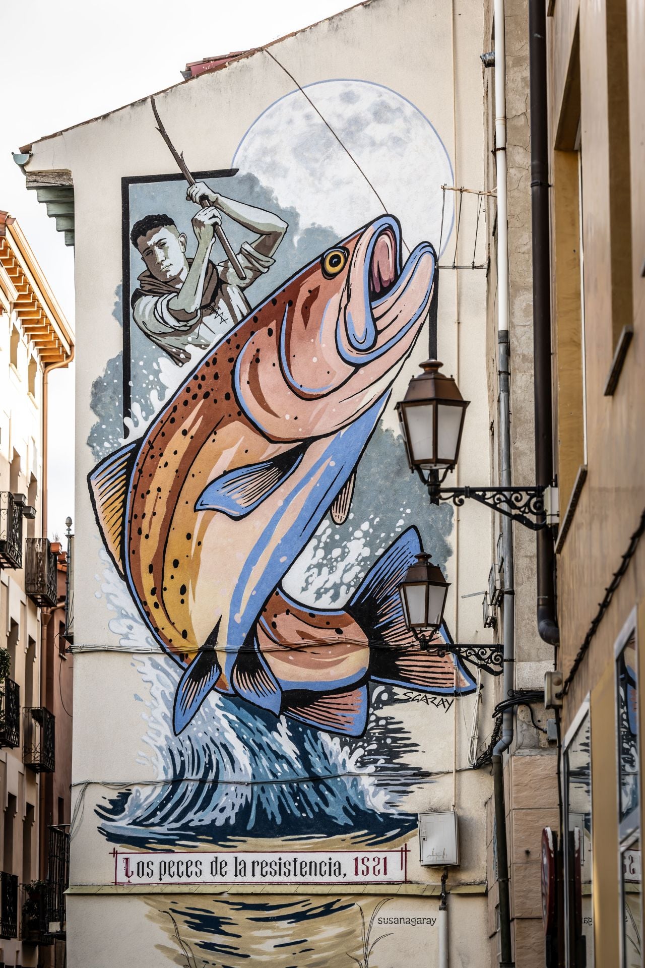 Obra de Susana Garay como homenaje a la resistencia ofrecida por los logroñeses en el asedio de 1521 en una de las medianeras del Casco Antiguo más fotografiadas desde entonces.