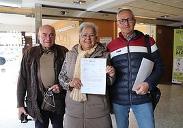 El Club de la Tercera Edad de La Baronesa pide hacer uso inmediato del bar municipal