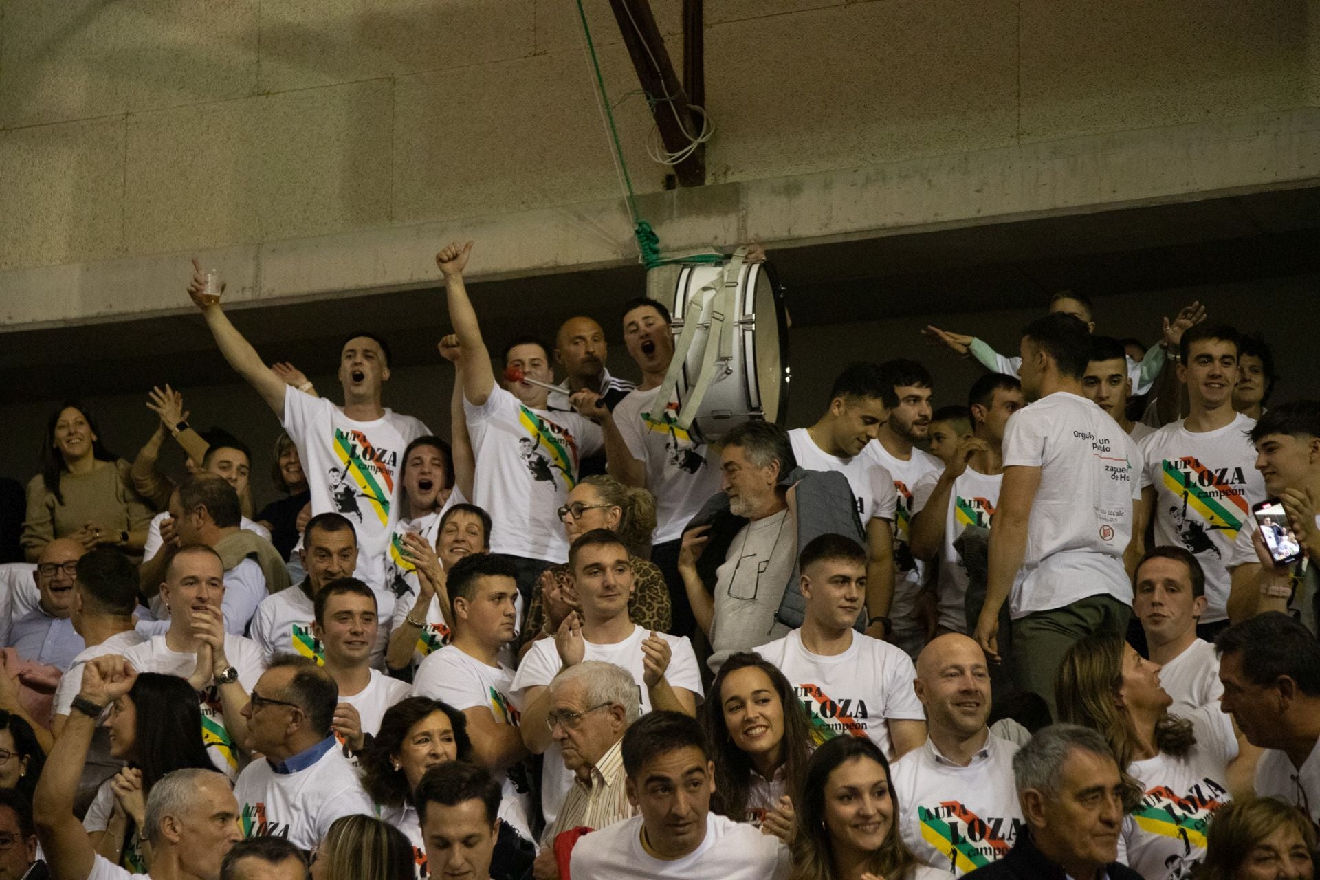 Las imágenes del debut de Carmelo Loza