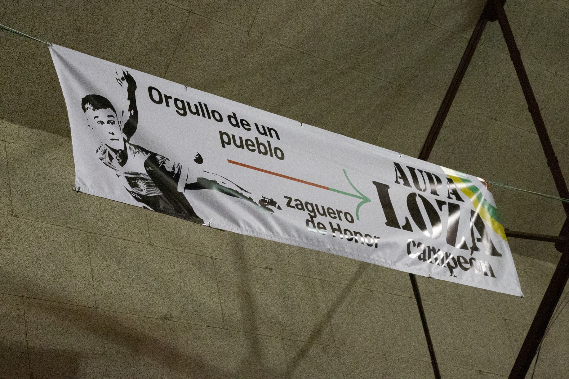 Las imágenes del debut de Carmelo Loza