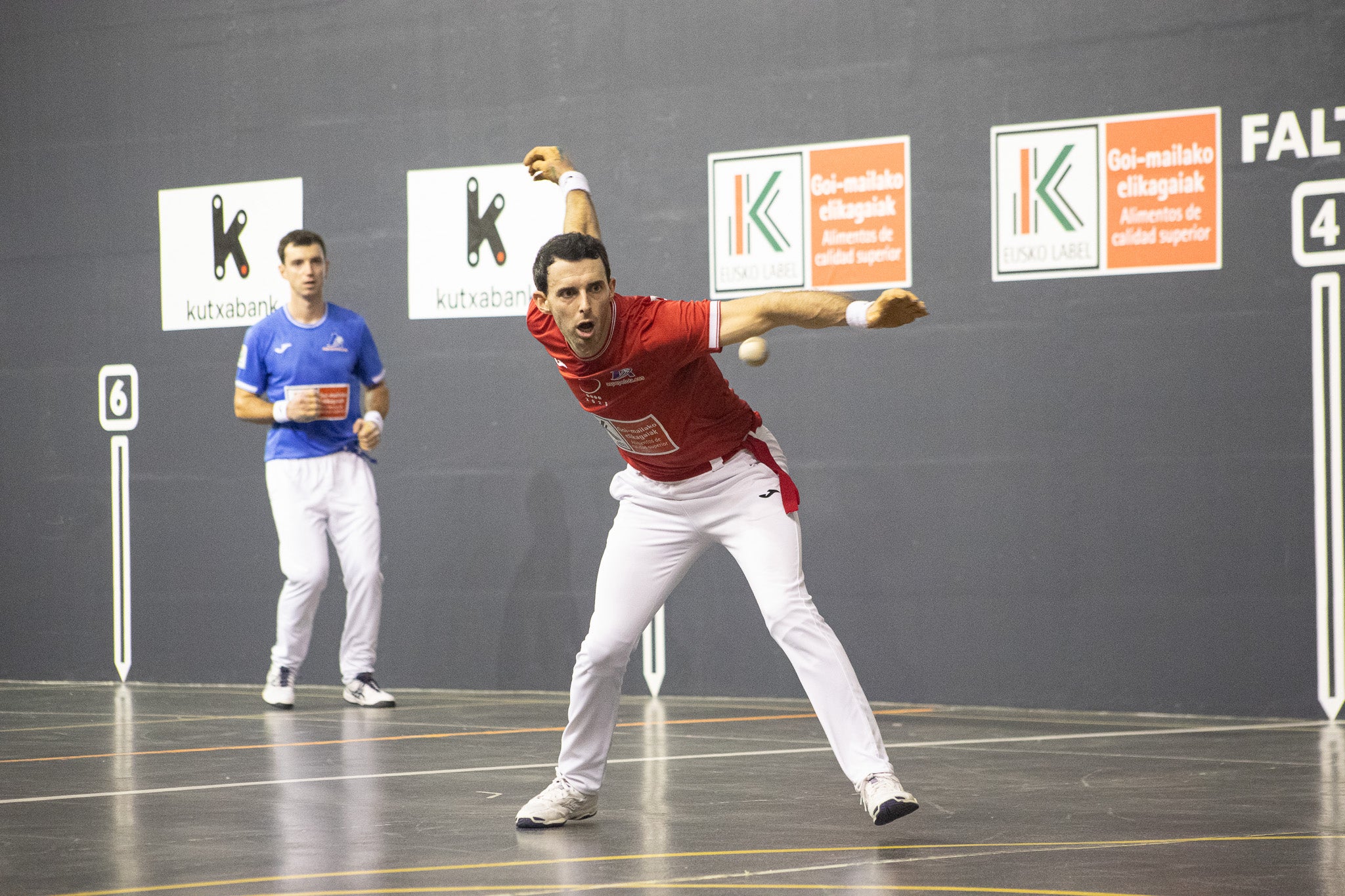 Las imágenes del debut de Carmelo Loza