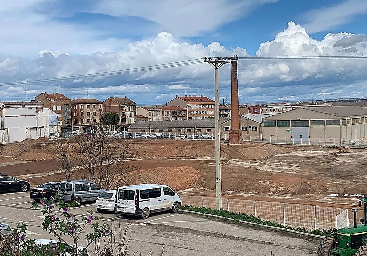 Terrenos, junto a la avenida de la Estación, en los que el Ayuntamiento tenía previsto urbanizar para la construcción del centro de FP integrada.