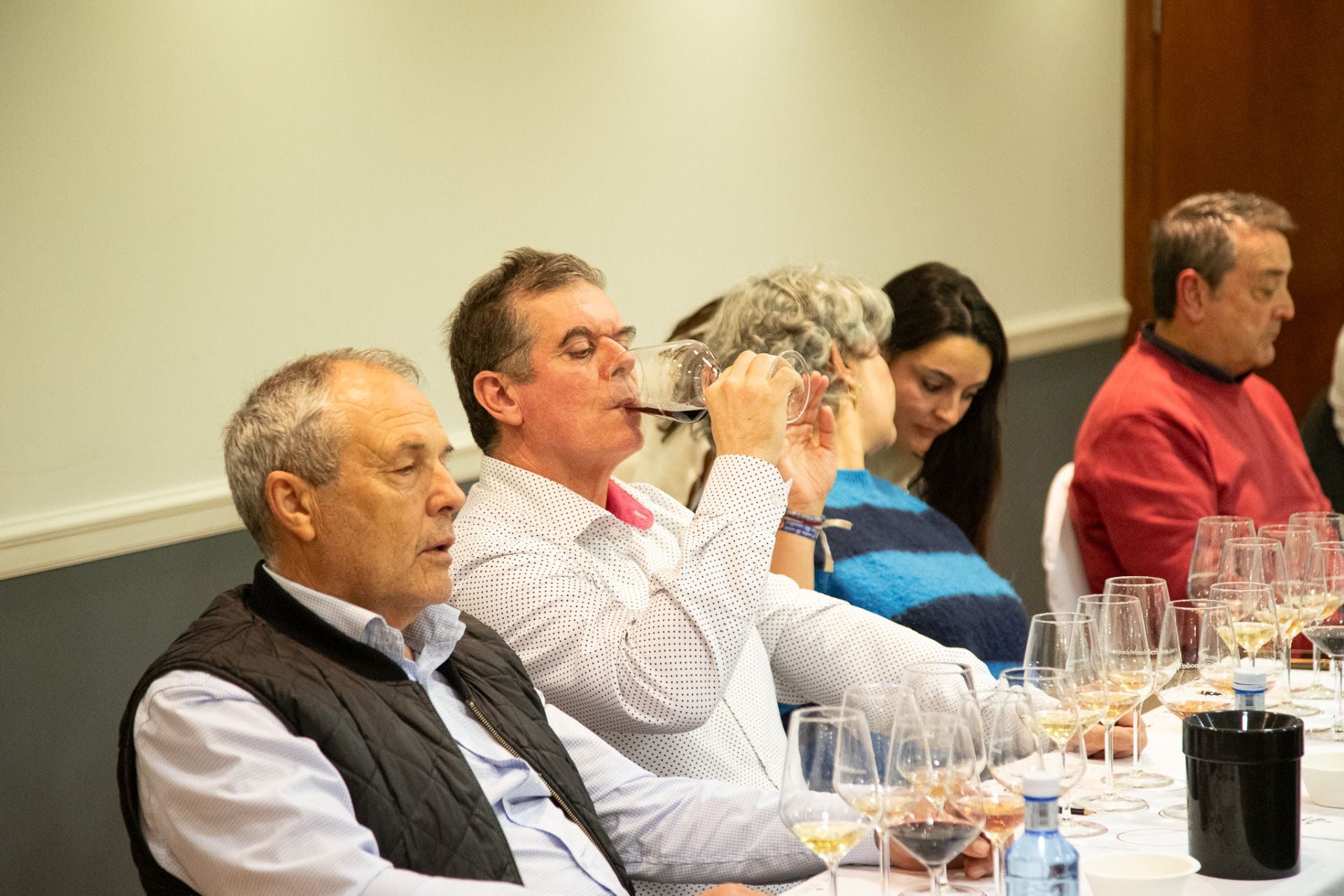 Las imágenes de la cata de Alonso &amp; Pedrajo