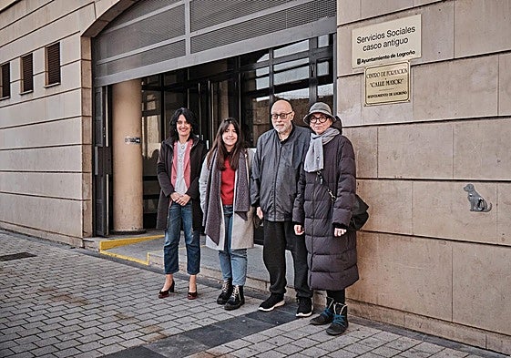 Patricia Sáinz, Patricia Arenzana, Miguel Ángel Olmos y Amaya Sáenz de Urturi.
