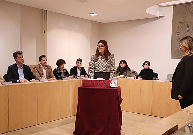 La popular Lorena Fernández tomó posesión ayer de su cargo.