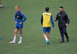 Adrián Cantabrana, en un entrenamiento de la SD Logroñés.