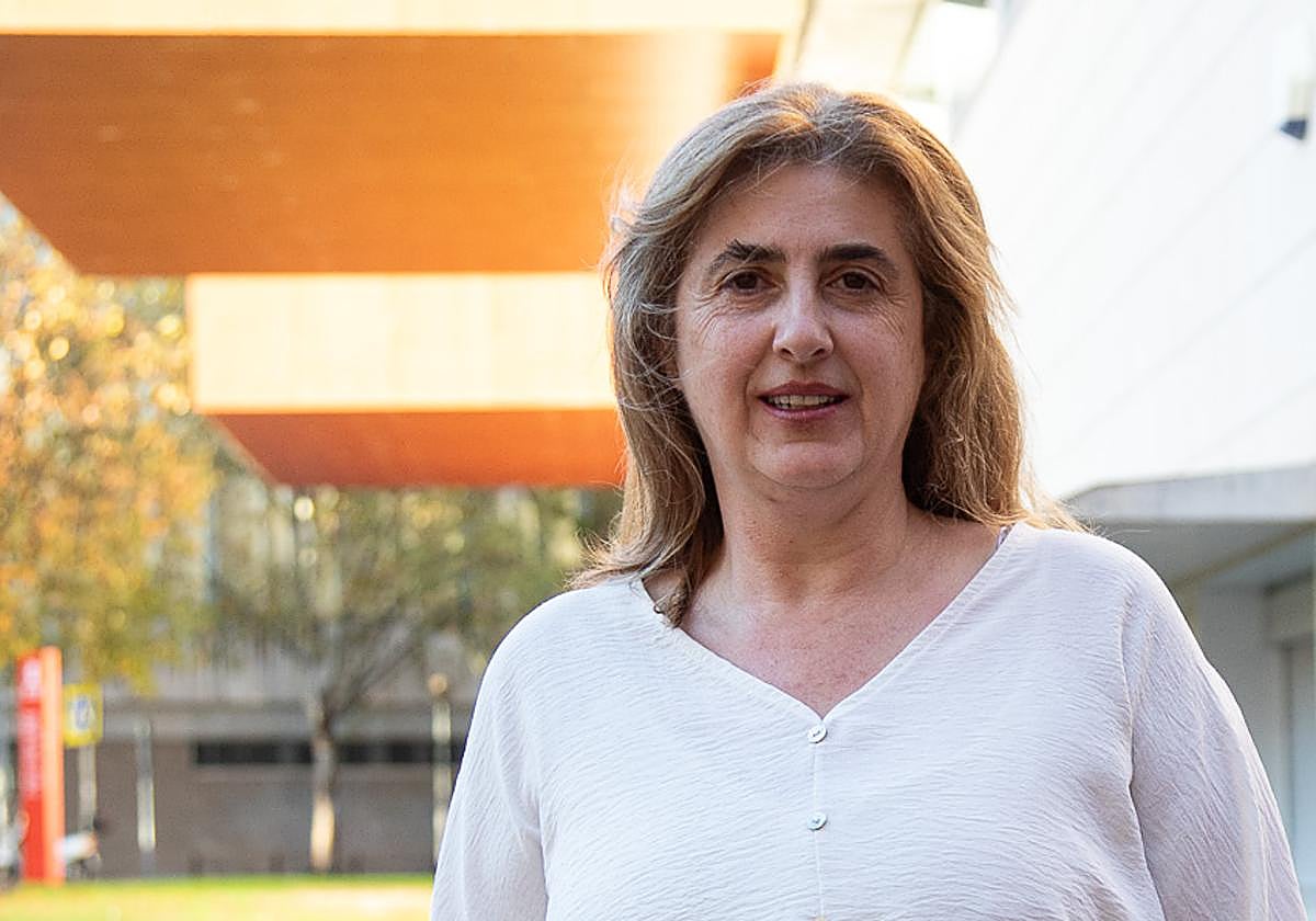 sther Raya, profesora de Trabajo Social y Servicios Sociales de la Universidad de La Rioja