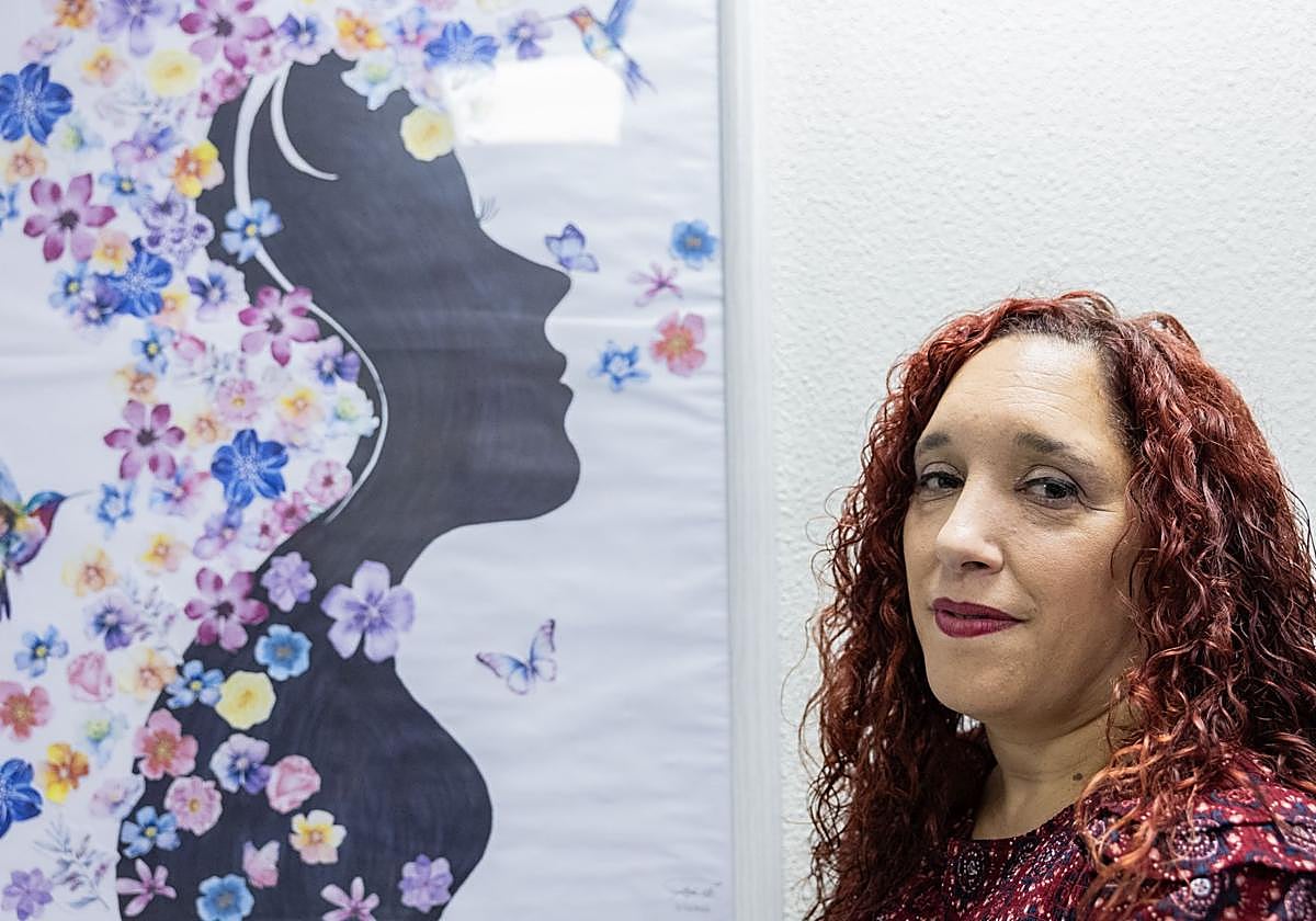 Carolina Medina, en la sede de Logroño de Médicos del Mundo, donde trabaja actualmente.