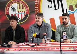 Iván Martínez, Jesús Félix Espinosa y Adrián Cantabrana.