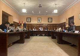 Pleno celebrado la noche del martes en el Ayuntamiento de Santo Domingo.