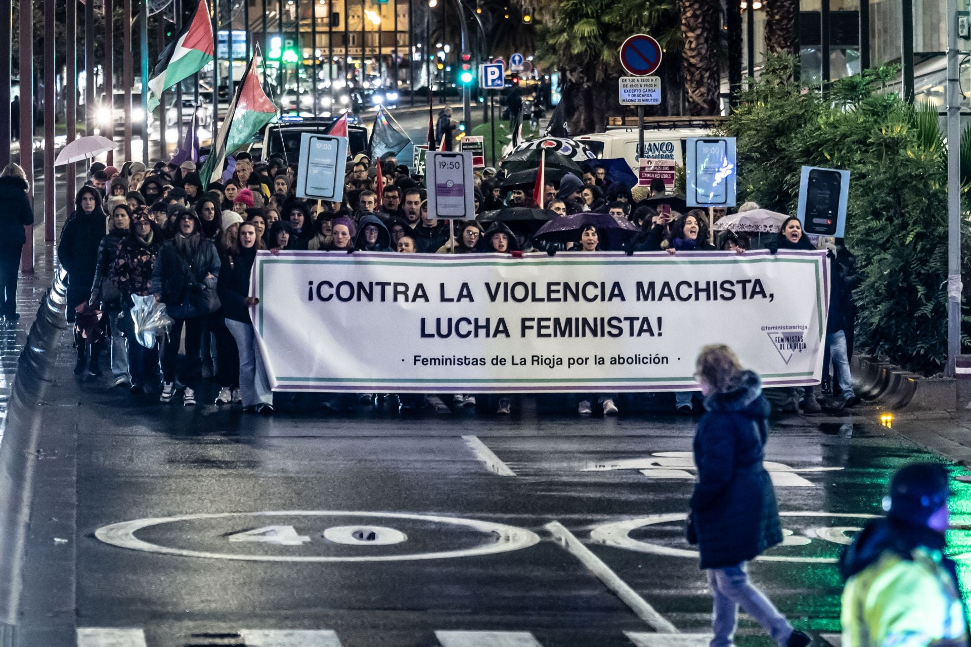 La Rioja se manifiesta contra la violencia machista