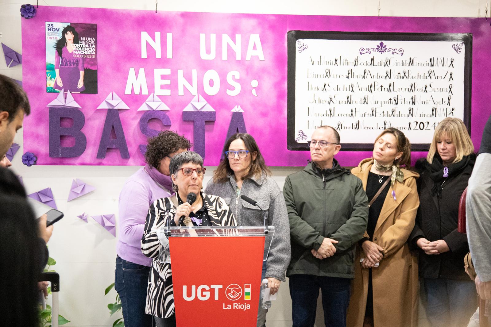 UGT ha trasladado los actos del 25N al interior de su sede debido a la lluvia.