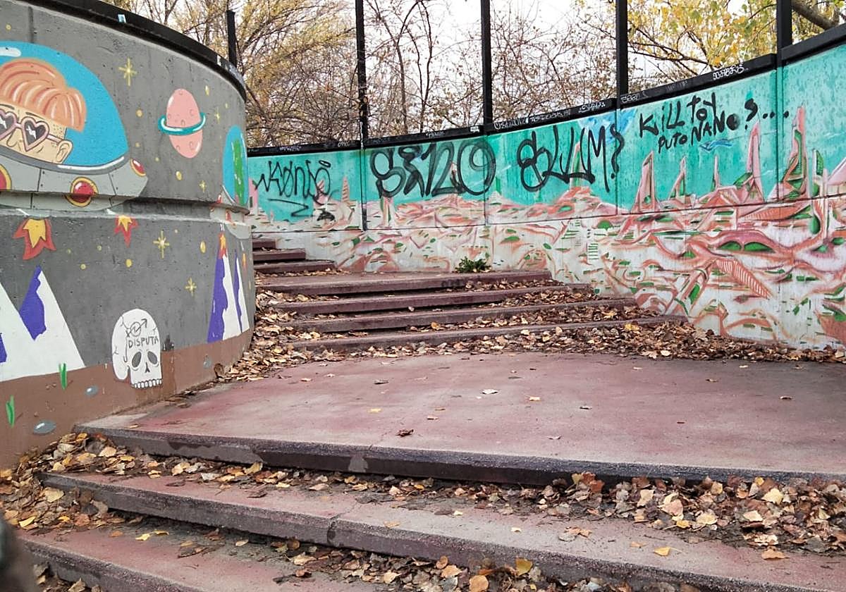 Plazas, mensajes cariñosos y reciclaje, en el Teléfono del Lector de hoy