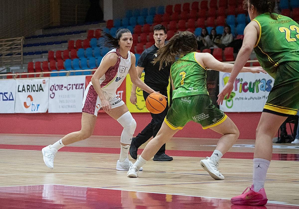 Un momento del partido del pasado fin de semana ante el Al-Qázeres.