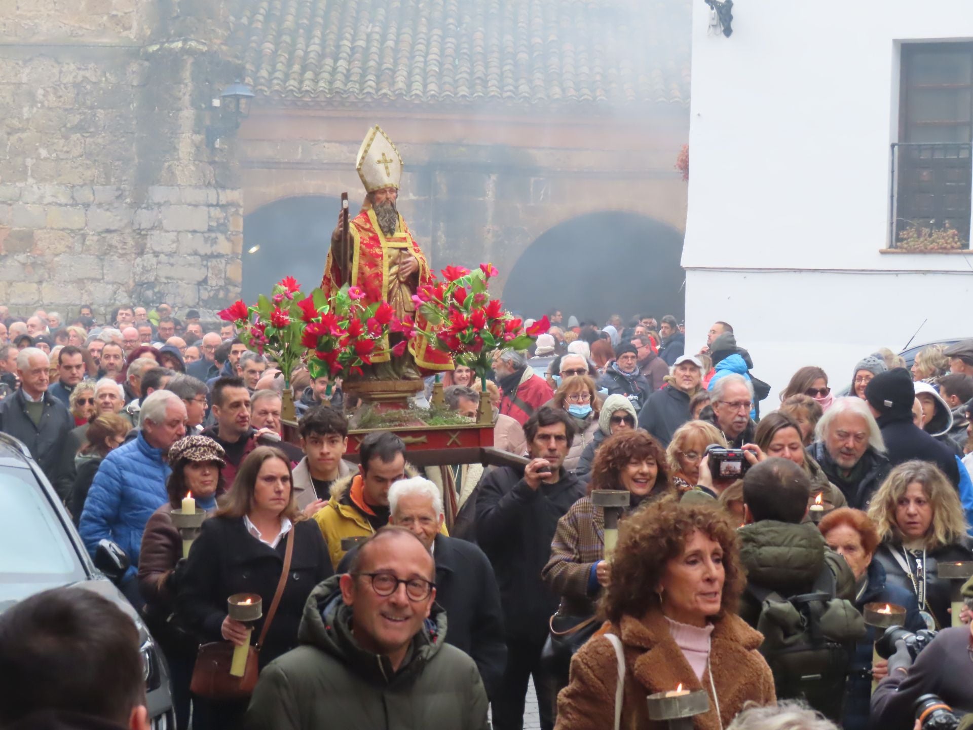Arnedillo celebra la procesión del humo