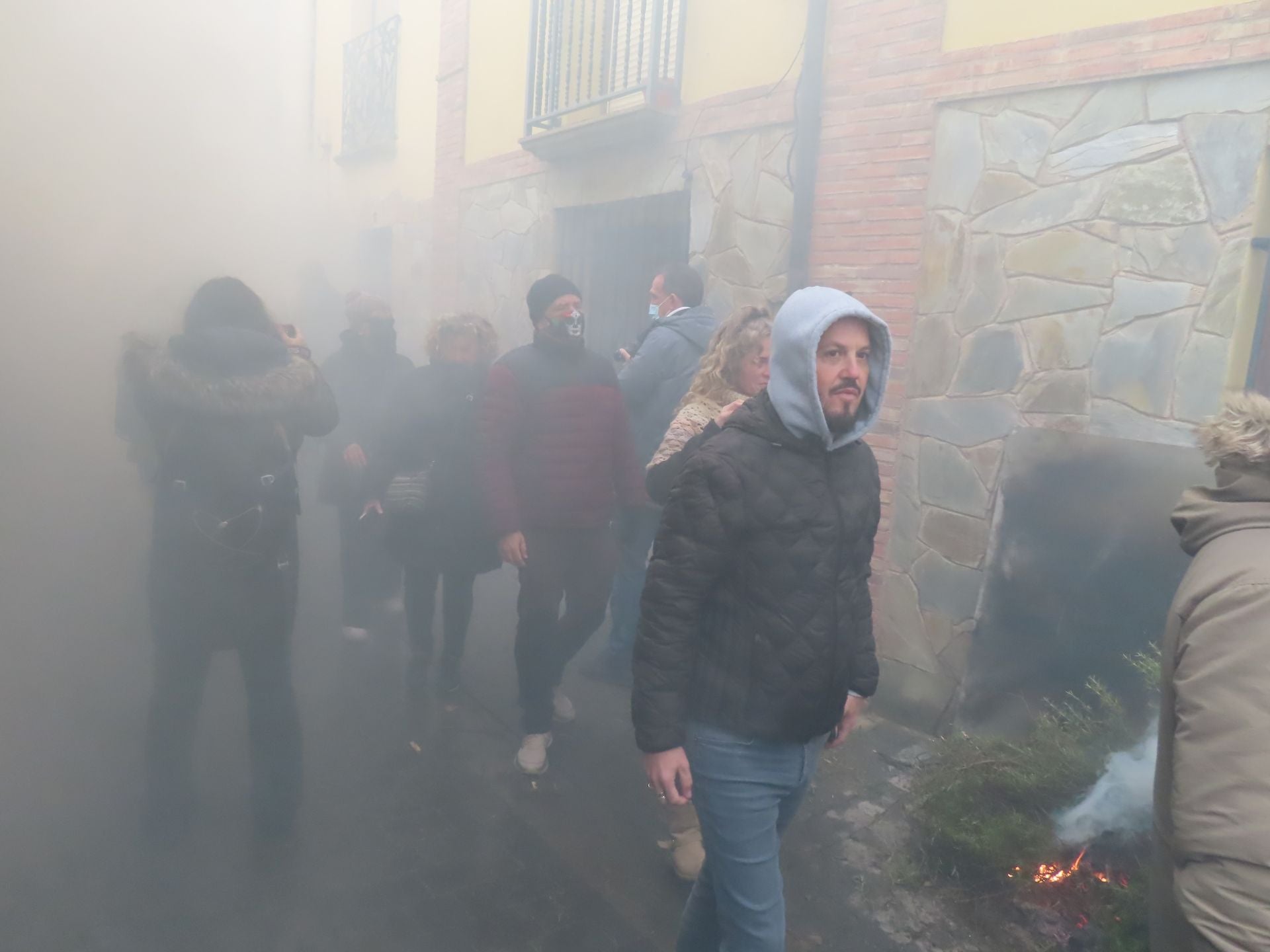 Arnedillo celebra la procesión del humo