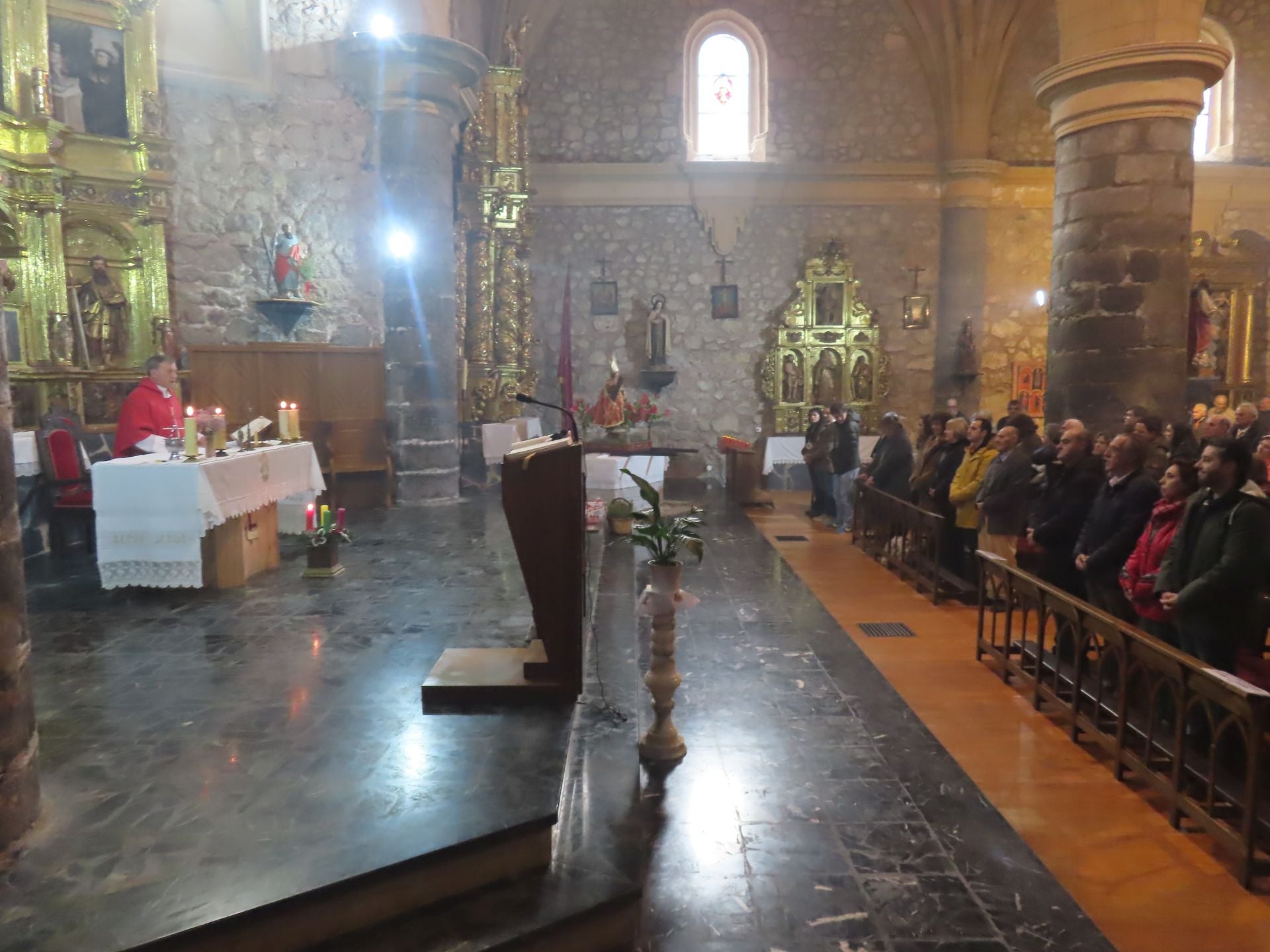 Arnedillo celebra la procesión del humo