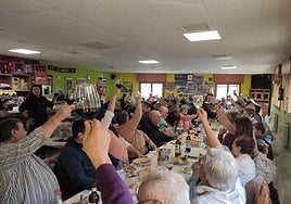 Comida en Treviana contra la despoblación