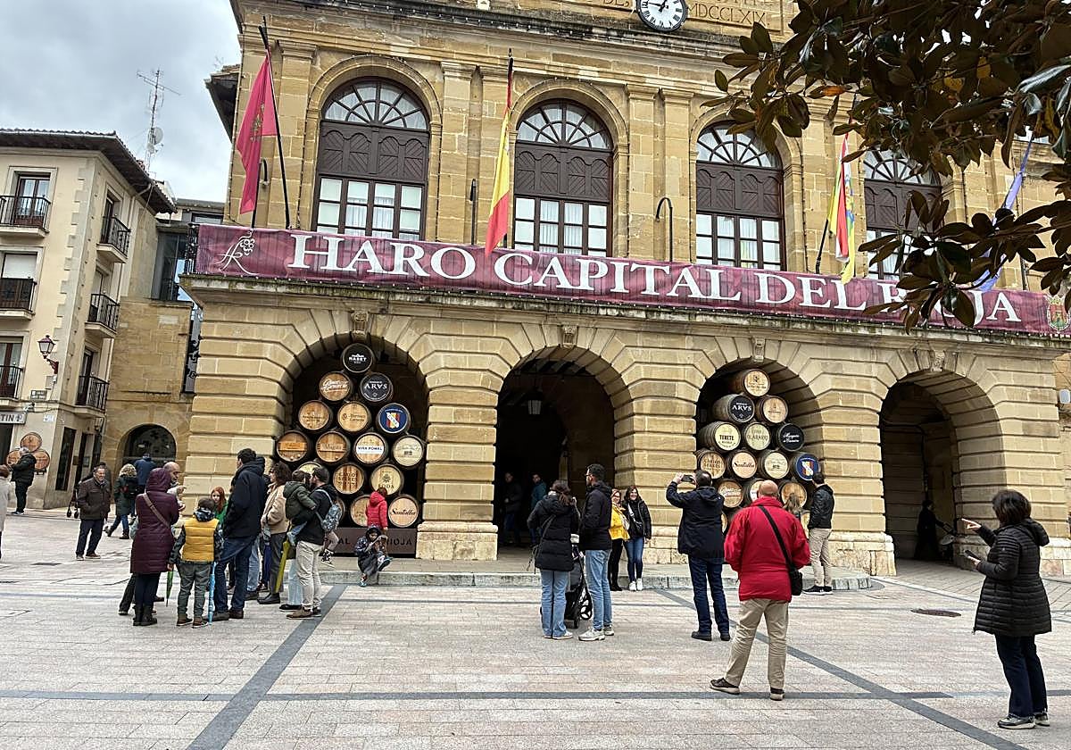 Imagen de archivo de la fachada del Ayuntamiento de Haro.