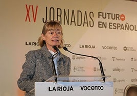 Momento de la intervención de Teresa Cobo.