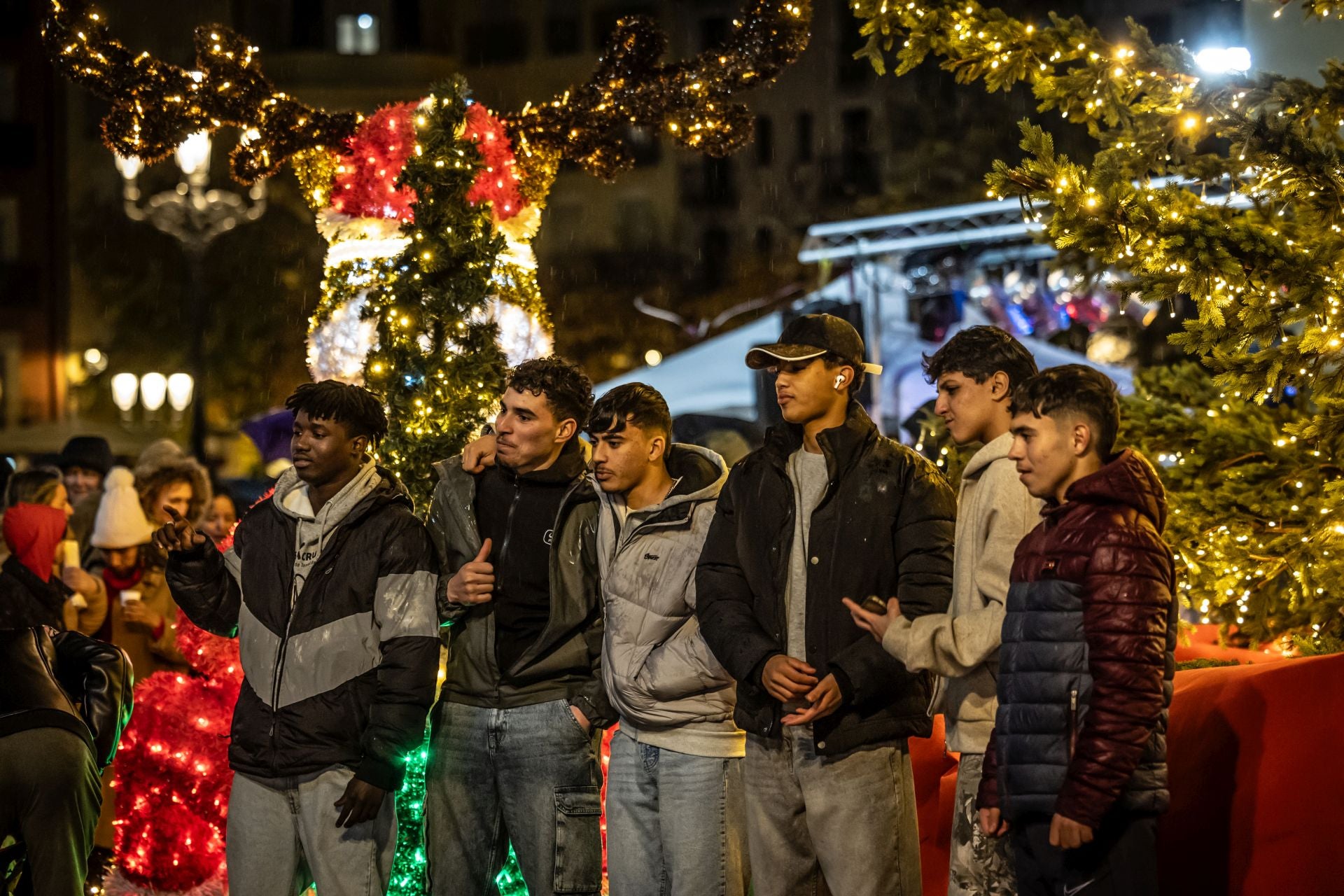 La Navidad se enciende en la plaza del Mercado