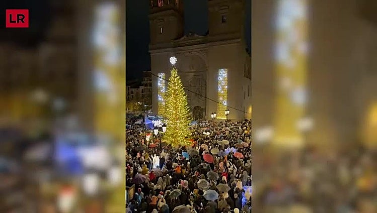 Encendido de las luces de Navidad en la plaza del Mercado