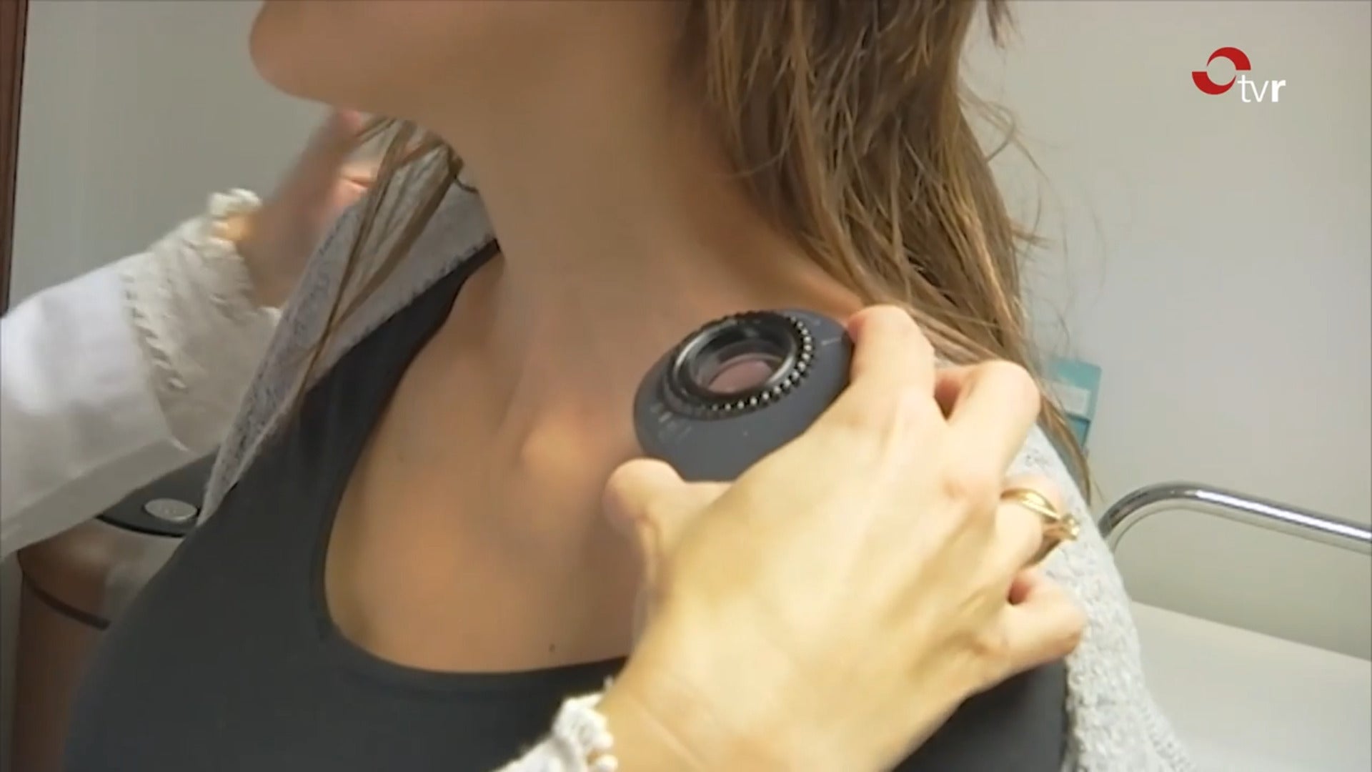 La espera para la cita médica en dermatología ha pasado de 126 días en 2023 a 22 durante este 2025