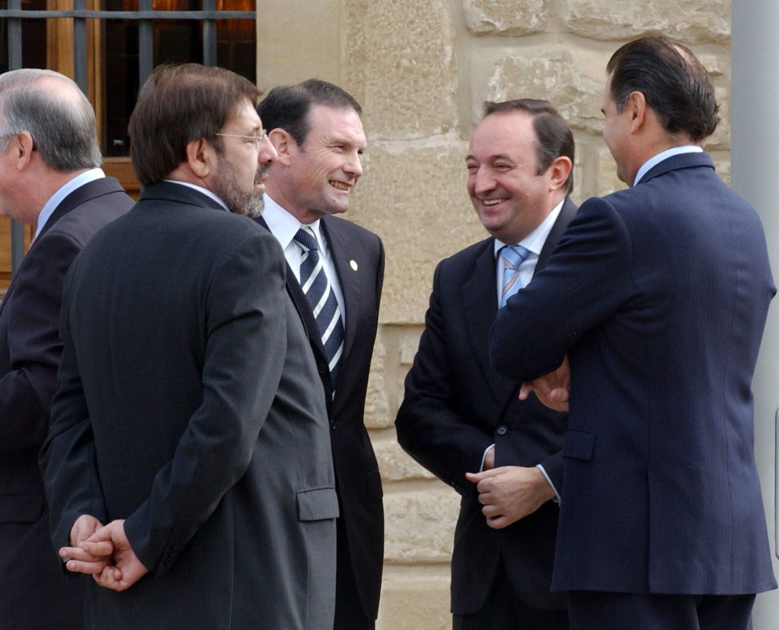 El rey Juan Carlos inauguró la icónica bodega de Rioja de Frank Gehry