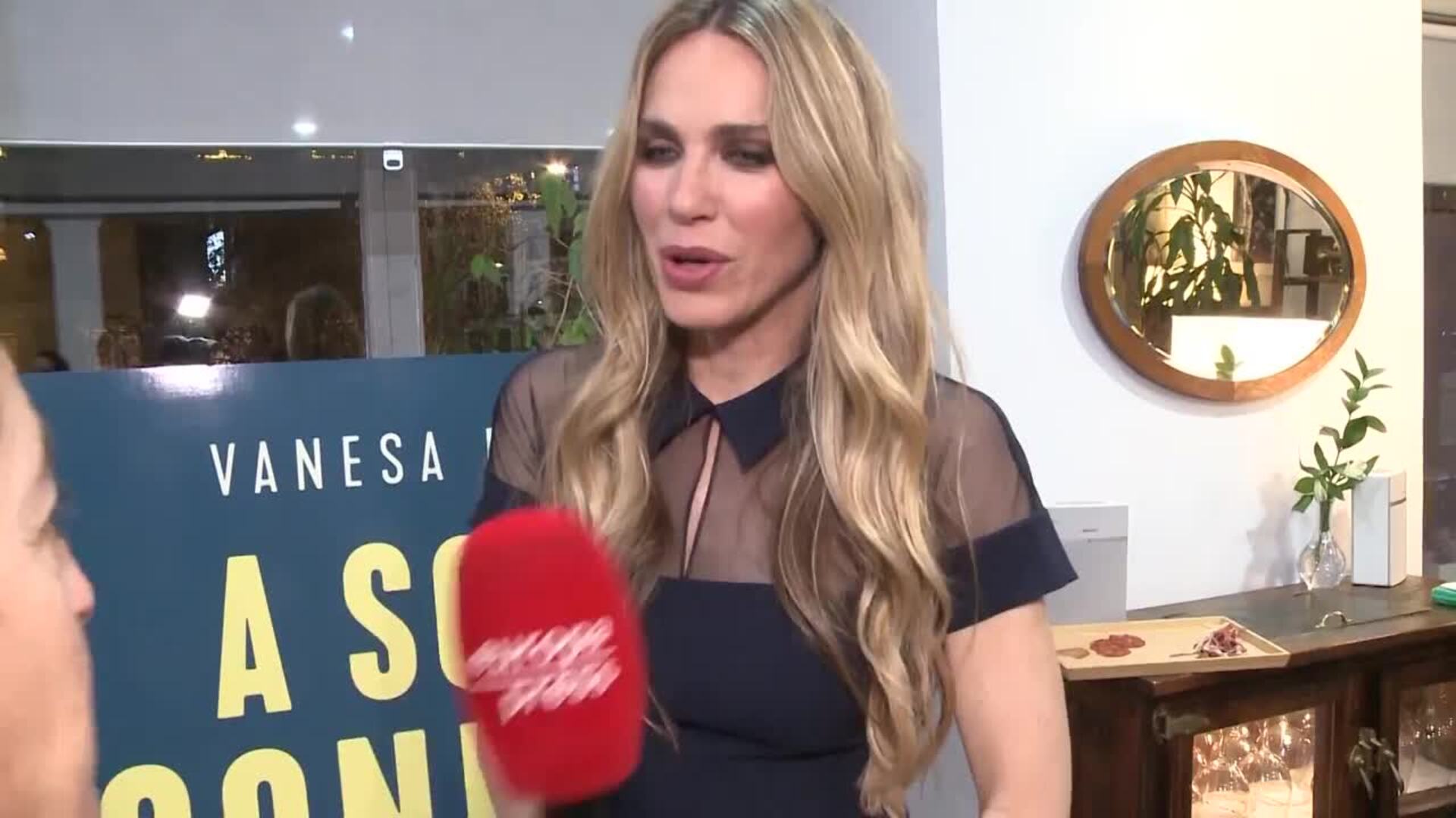Vanesa Romero confiesa cómo es su relación con Santi Burgoa