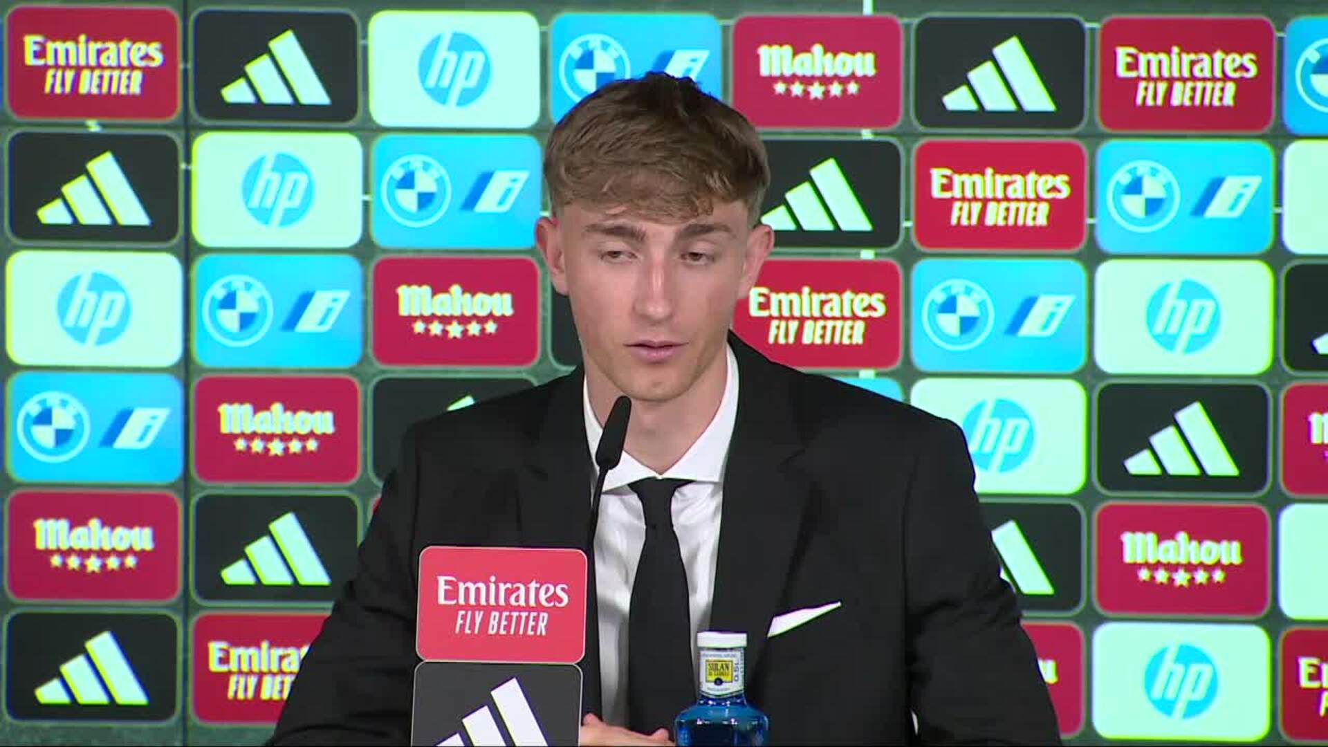 Dean Huijsen: "El Real Madrid es el mejor equipo del mundo"