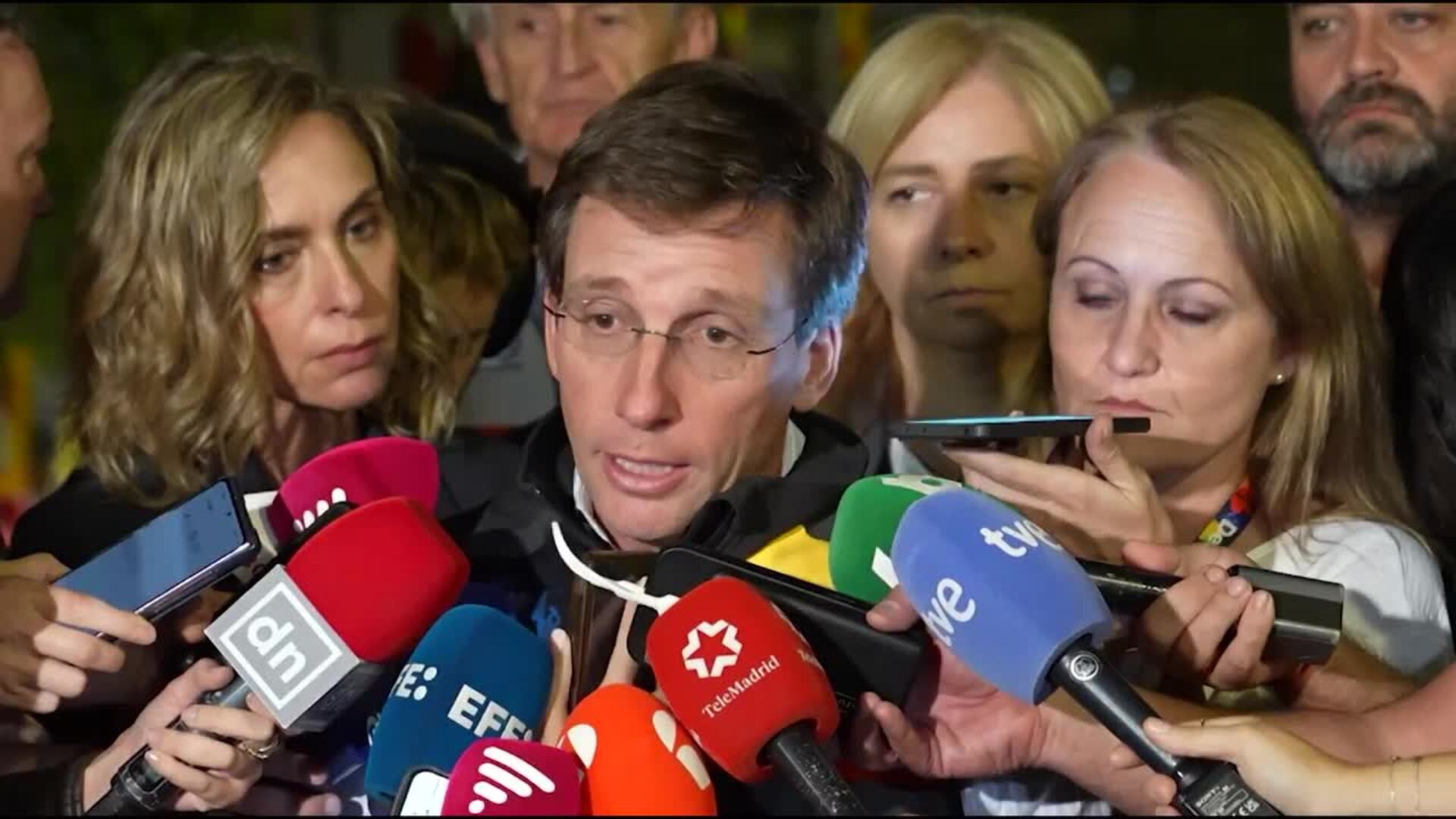 Bomberos encuentran un cuerpo sin vida en el edificio de Ópera y localizan una segunda víctima