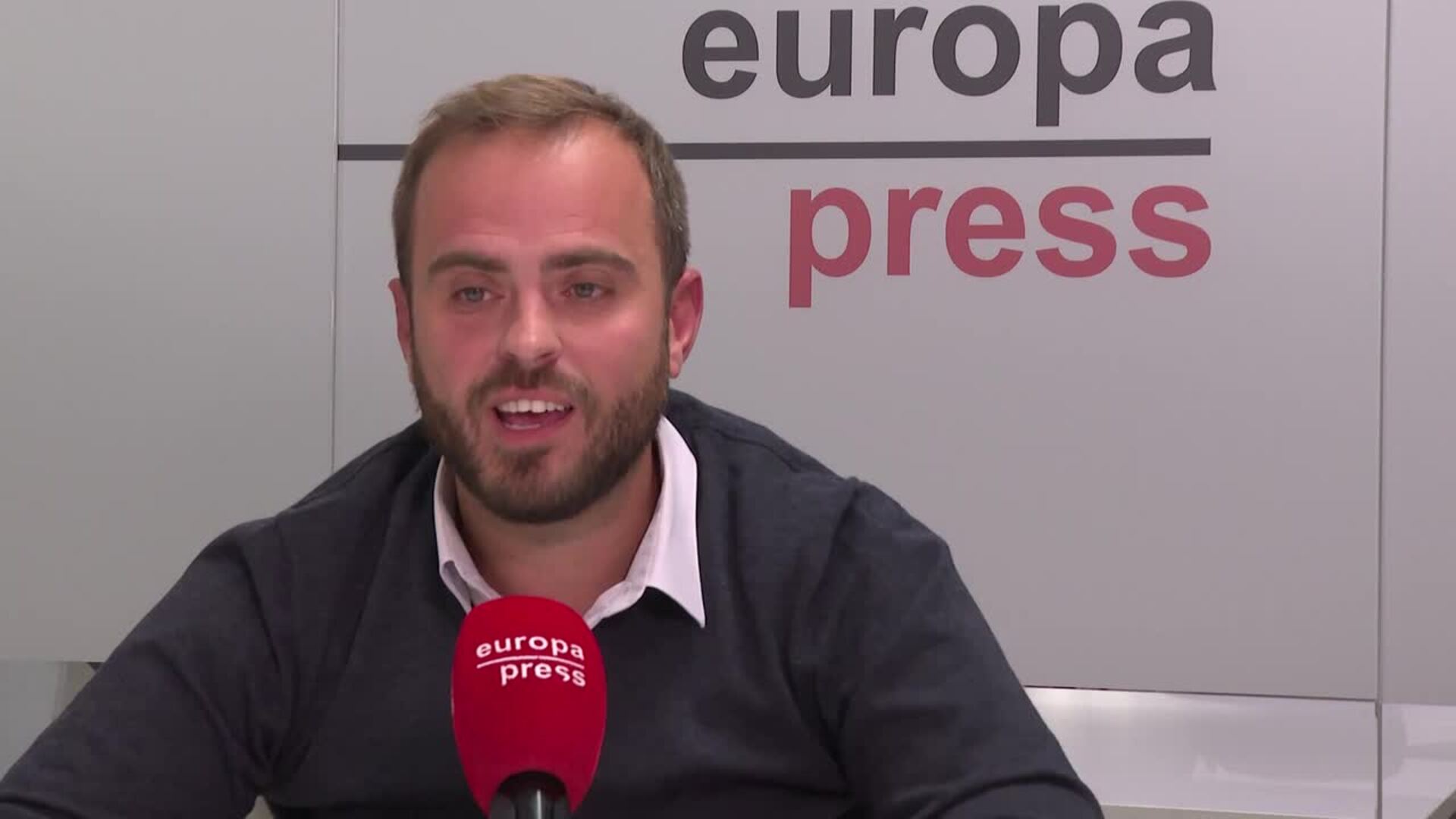 El alcalde ve en vivienda "el principal problema" y pide más rutas exprés